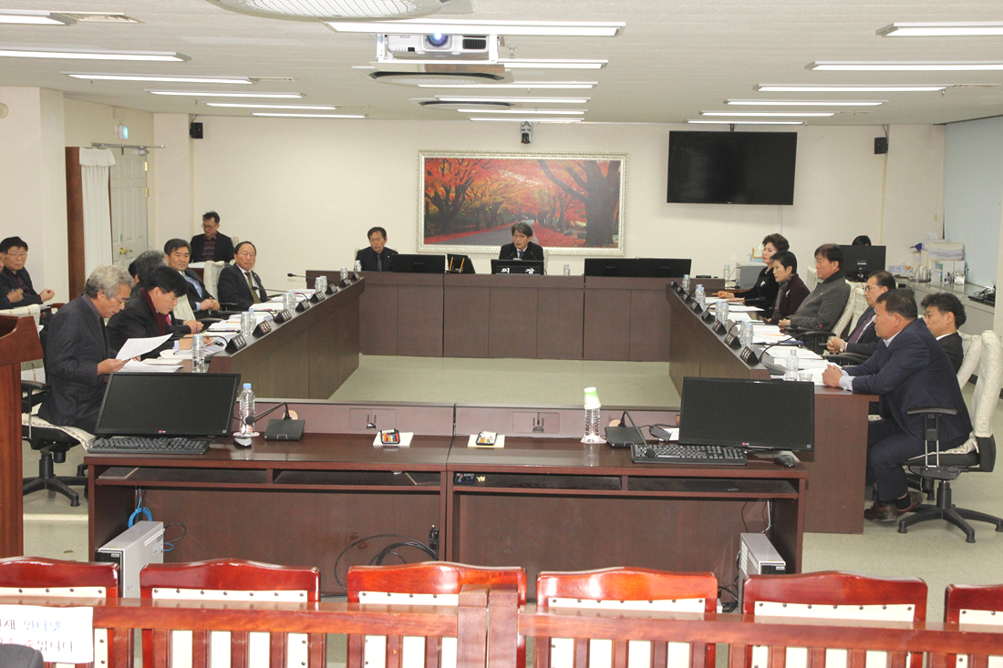 정읍시의회는 의원 간담회에서 『옥정호 상수원관련 특별위원회』를 구성하기로 합의하였다.