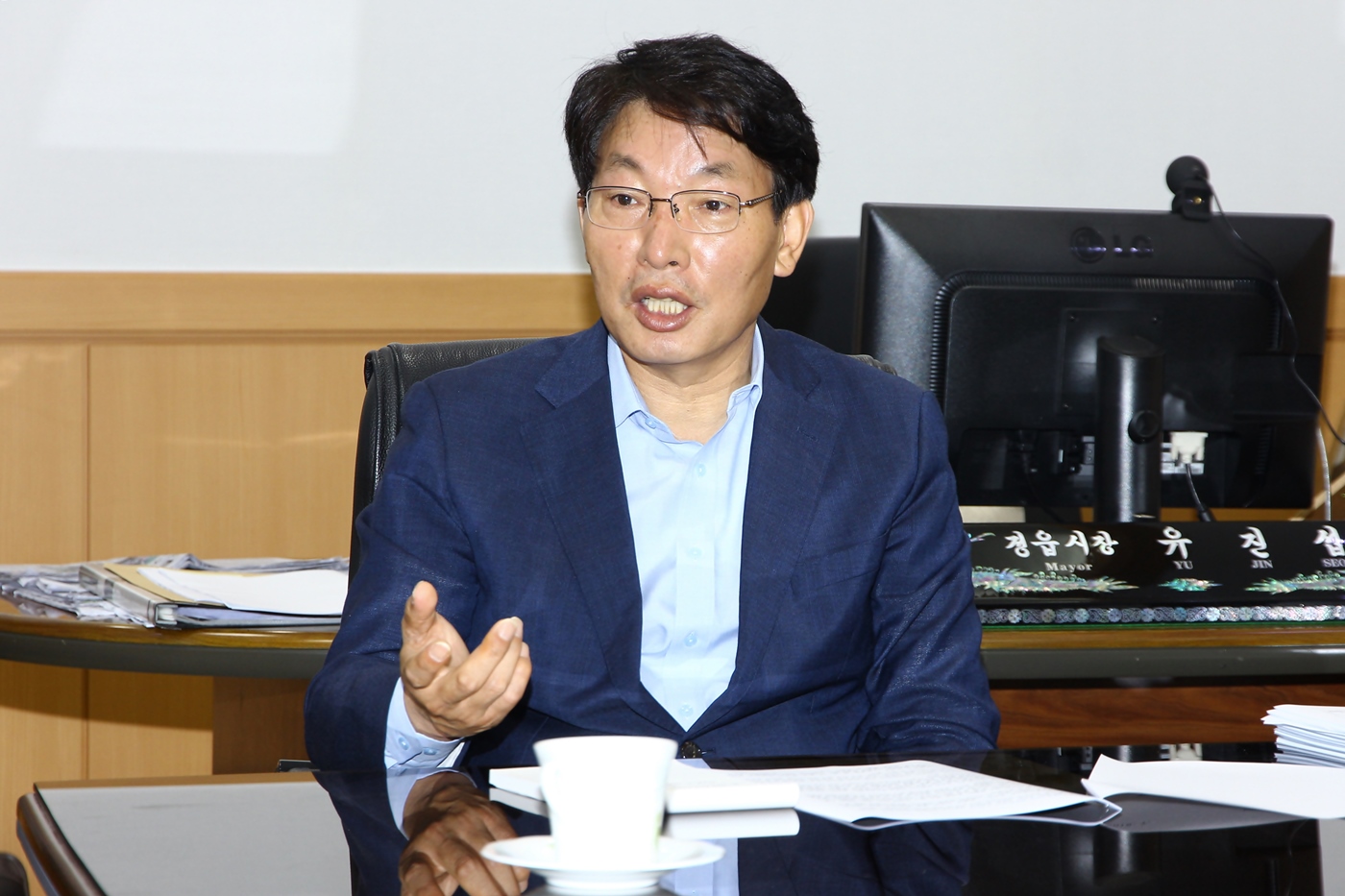 유진섭 시장이 지역현안 해결을 위해 과학기술정보통신부 설득에 나섰다.