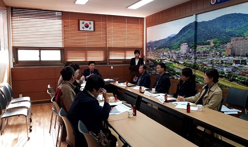 초산동주민센터는 주민센터 소회의실에서 지역사회보장협의체 운영위원회의를 가졌다.