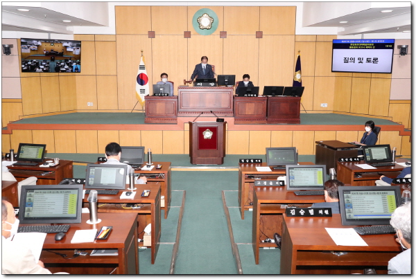 정읍시의회가 제267회 임시회를 9월 1일부터 9월 14일까지 14일간의 일정으로 개회하였다.